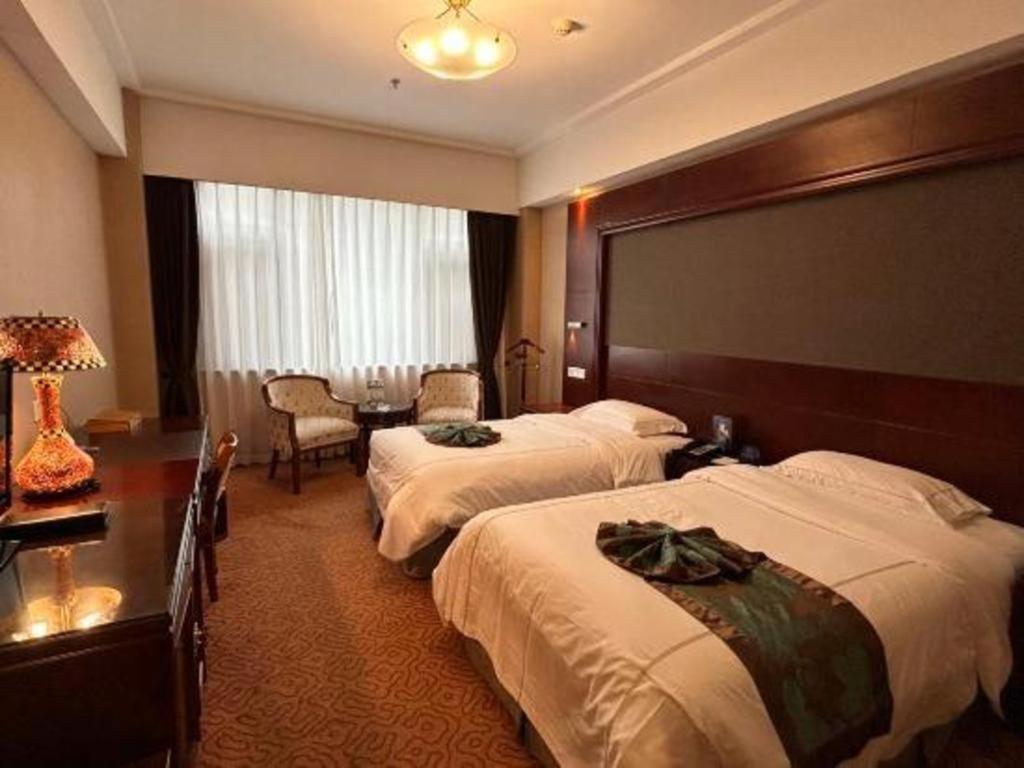 Yantai Golden Gulf Hotel Bagian luar foto