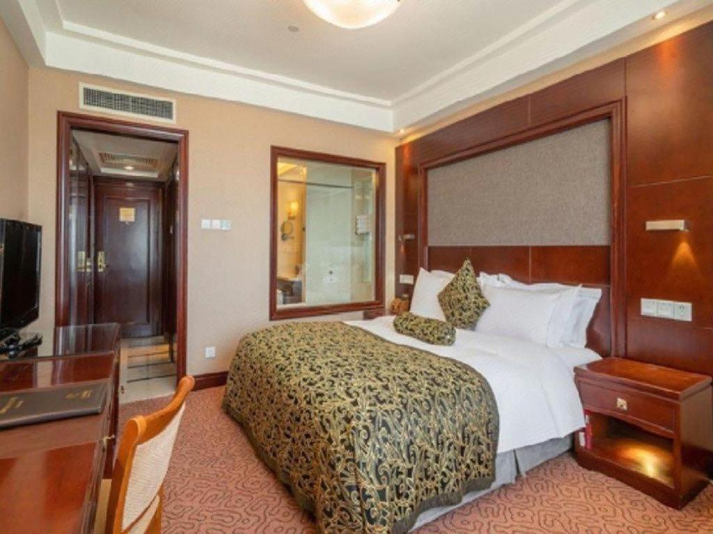 Yantai Golden Gulf Hotel Bagian luar foto