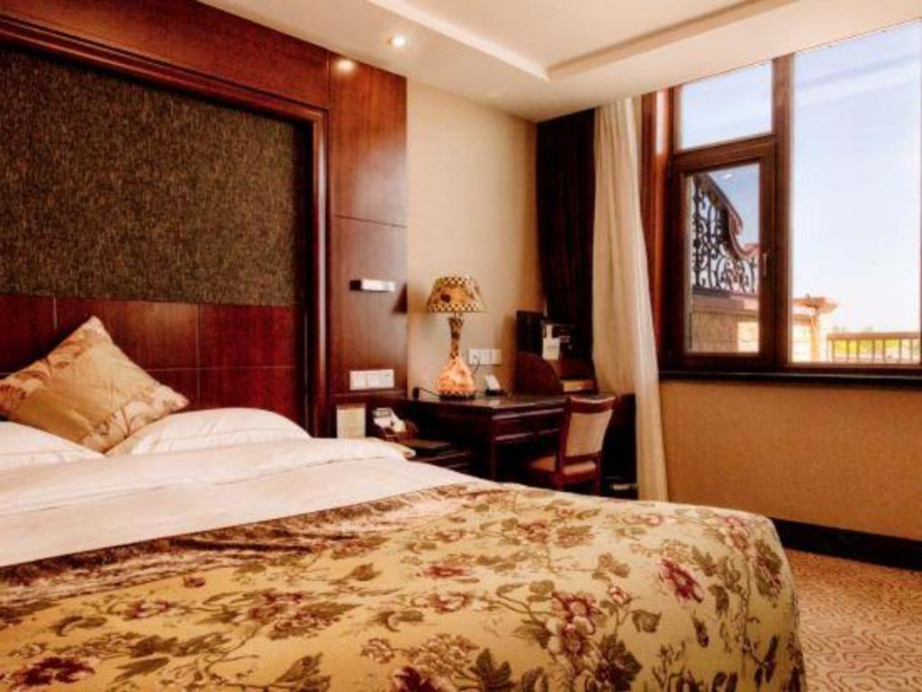 Yantai Golden Gulf Hotel Bagian luar foto