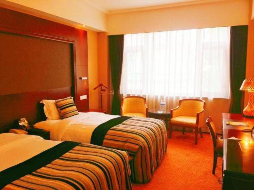 Yantai Golden Gulf Hotel Bagian luar foto
