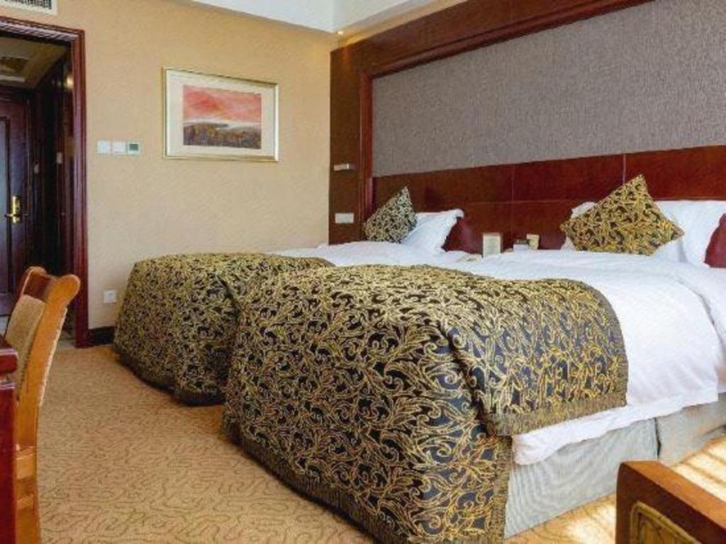 Yantai Golden Gulf Hotel Bagian luar foto