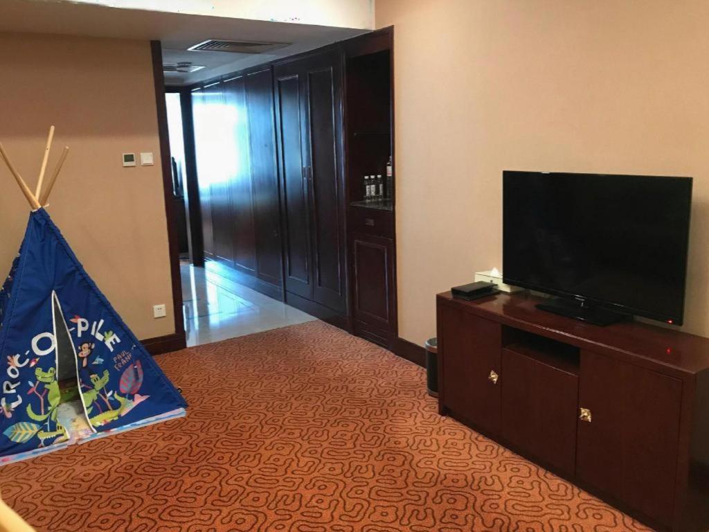 Yantai Golden Gulf Hotel Bagian luar foto